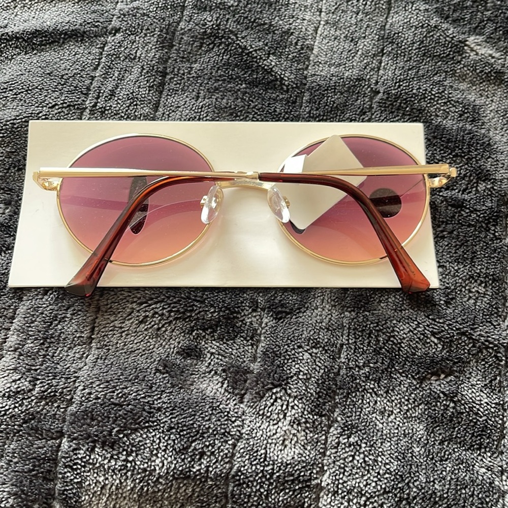 Sunglasses - Picture 2 of 5